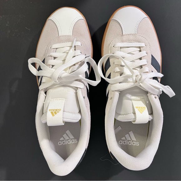 Adidas Womens Run 70s 2.0 Atheletic Shoes White Black Gum Size 8 - Picture 7 of 10